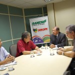 Banese e Emdagro discutem novos procedimentos na área de crédito rural  - Dirigentes da Emdagro e do Banese discutem ações na área de crédito rural / Fotos: Ascom/Banese