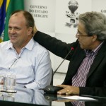 Déda apresenta o vice Belivaldo como o novo secretário de Educação - Fotos: Marcos Rodrigues/ASN