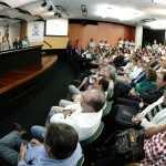Incentivos à pesquisa concretizam expansão do ensino e beneficiam estudantes - O governador Marcelo Déda discursa durante ato de assinatura a favor do desenvolvimento da Ciência