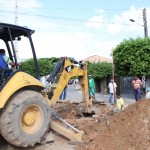 Governo do Estado executa obras em ruas do bairro Industrial - Fotos: Mario Sousa/Seinfra