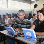 Professores da Barra dos Coqueiros recebem treinamento do programa UCA - O secretário José Fernandes Lima esteve na capacitação dos professores / Fotos: Ascom/Seed
