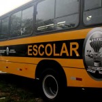 Secretário assina convênio para doação de ônibus escolares -