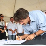 Governador assina ordens de serviço em povoados de Porto da Folha - Em troca