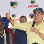 Déda presenteou Eduardo com a caneta oficial do Governo