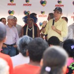 Déda presenteou Eduardo com a caneta oficial do Governo