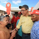 Déda presenteou Eduardo com a caneta oficial do Governo