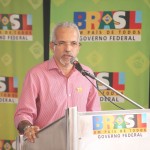 Déda e Edvaldo entregam 522 unidades habitacionais no bairro 17 de Março -