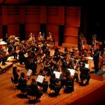 Nelson Freire emociona público em apresentação com a Orsse  - O estudante Igor Baldoíno e a professora alemã