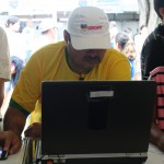 Governo oferece acesso gratuito à internet em Poço Verde  - O assessor político José Francisco Santos marcou presença na lan house / Fotos: Ascom/Emgetis