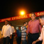 Déda inaugura reforma do estádio Senador Albano Franco em Simão Dias -