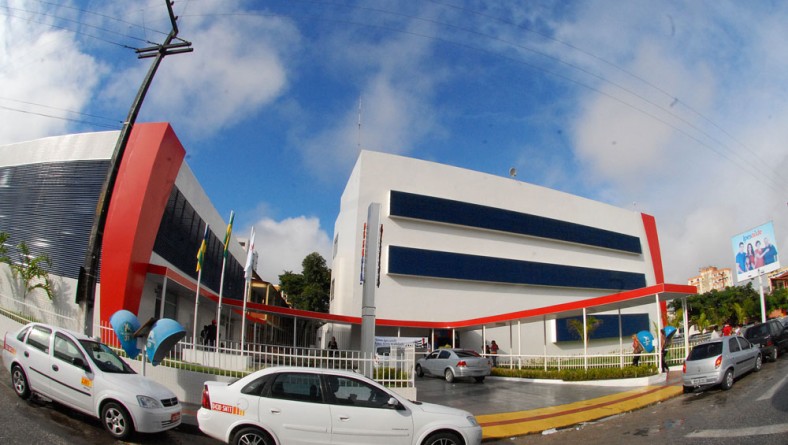 Reforma das instalações do Ipesaúde é entregue pelo vice-governador Belivaldo Chagas
