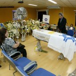 Governador comparece ao velório do exsenador Passos Porto -