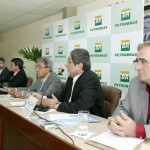Déda destaca importância das novas descobertas de petróleo anunciadas pela Petrobras -