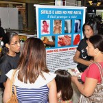 Saúde realiza ação em shopping da capital com foco na prevenção à sífilis - Fotos: Walber Faria/SES