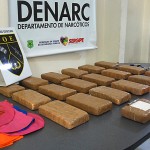Polícia apreende 20 quilos de cocaína oriundos da cidade paulista de Santos - O carro que foi apreendido com o traficante é oriundo de Araraquara (SP)