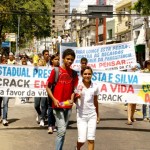 Alunos do Costa e Silva realizam Caminhada Contra o Crack -