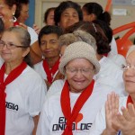 Pacientes e expacientes comemoram a vida  no "Dia da Vitória" no Huse - A enfermeira Elaine Brito