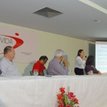 Governador em exercício e primeiradama participam de reunião de mobilização contra a dengue  -