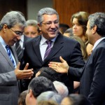 Déda prestigia posse do novo presidente do TCU em Brasília - O governador Marcelo Déda (C)