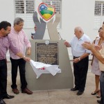 Governador inaugura reforma do ginásio de Campo do Brito -