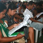 Alunos do PréUniversitário e da rede regular passam por revisão para o Vestibular 2011 - Fotos: Ascom/Seed