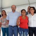 Mais 24 famílias trocam casas de taipa por moradias dignas em Rosário - Raimunda Barbosa Zuza foi contemplada / Fotos: Edinah Mary/Seides