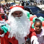 Centro de Oncologia celebra o Natal com a chegada do Papai Noel - O governador Marcelo Déda esteve presente / Fotos: Walber Faria/SES
