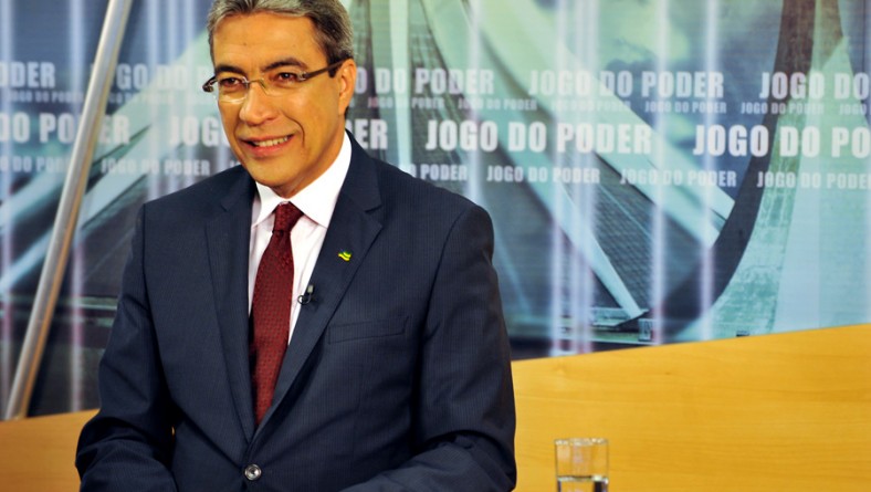 Governador Marcelo Déda concede entrevista à rede de TV CNT