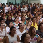 Déda participa da cerimônia de transmissão de cargo à primeiradama Eliane Aquino - A exsecretária da Inclusão e agora secretária adjunta Maria Luci