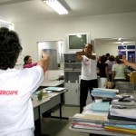 Servidores da Seed têm mais qualidade de vida com a Ginástica Laboral - Fotos: Ascom/Seed
