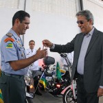 Governador Marcelo Déda entrega avião