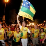 Governador Marcelo Déda prestigia última noite do PréCaju 2011 e recebe carinho popular -