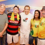 Governador Marcelo Déda prestigia última noite do PréCaju 2011 e recebe carinho popular -
