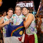 Governador Marcelo Déda prestigia última noite do PréCaju 2011 e recebe carinho popular -