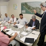 Déda examina relatório sobre andamento das obras do PAC em Sergipe  -