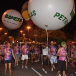 Bloco da Prevenção contagia avenida do PréCaju com alegria  - Foto: Márcio Garcez/SES