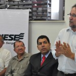 Banese libera crédito para ceramistas de Itabaianinha - Empresário ceramista assina o seu contrato
