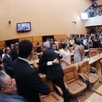 Governador acompanha solenidade de posse dos deputados estaduais -