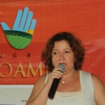 Catadores de laranja de Itabaianinha e Tomar do Geru recebem certificados do Mão Amiga -
