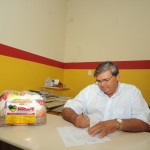Transparência marca entrega de cestas de alimentos a vítimas da estiagem -