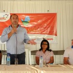 Catadores de laranja de Itabaianinha e Tomar do Geru recebem certificados do Mão Amiga -