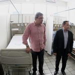 Déda e ministro visitam o Centro de Retaguarda em Epidemias -