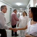 Déda e ministro visitam o Centro de Retaguarda em Epidemias -