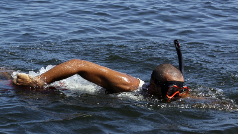 Bombeiros formam novos mergulhadores para resgate aquático