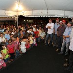 Déda inaugura praça no povoado Linda França