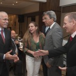 Déda recebe de prefeitos de todo o Brasil a Medalha Célio de Castro - O governador Marcelo Déda com o prefeito de Aracaju Edvaldo Nogueira e o deputado Almeida Lima