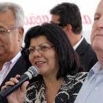 Governador em exercício prestigia entrega de novos ônibus -