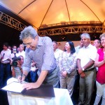 Déda prestigia inauguração de mercado em Carira -