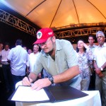 Déda prestigia inauguração de mercado em Carira -