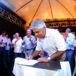 Déda prestigia inauguração de mercado em Carira -